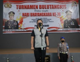 Kapolres Kediri Buka Turnamen Bulutangkis