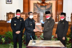 Bupati Tulungagung Hadiri Rapat Paripurna Tentang Perubahan APBD Tahun Anggaran 2022
