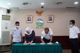 Tingkatkan Mitigasi Bencana, Bupati Bojonegoro Teken MoU Dengan BMKG
