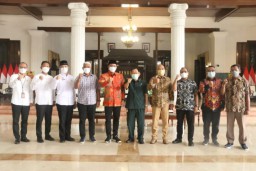 Gus Muhdlor: Akhir Tahun Jalan Frontage Road Tembus Lingkar Timur