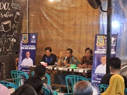 Awali Reses Dewan Tahun 2023, Mulyadi Ajak Kader Cermati Hasil Pembangunan