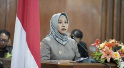 Wali Kota Mojokerto Bacakan Laporan Pertanggungjawaban Pelaksanaan Anggaran Tahun 2022 di Rapat Paripurna DPRD Kota Mojokeeto
