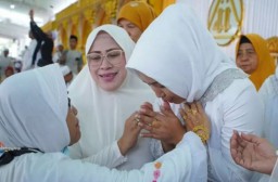 Road Show Ning Ita Menyapa Warga Kota Mojokerto