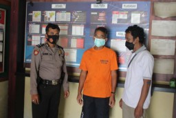 Nasib Apes, Gagal Mencuri Warga Puhjarak Kecamatan Plemahan Ditangkap Warga