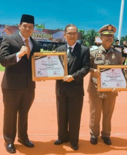 Bojonegoro Raih Penghargaan Penyelenggara Terbaik Kirab Pataka dari Gubernur Jatim