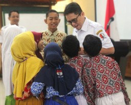 Tutup Pelatihan Metode Gasing, Pj Bupati Adriyanto : Ternyata Anak-anak Bojonegoro Hebat-hebat Didukung Guru yang Hebat