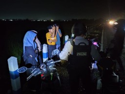 Minum Arak Bali Saat Ramadhan, 9 Remaja Diamankan Petugas Polres Sampang