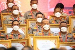 10 Polres dari Polda Jatim Terima Penghargaan dari Kemenpan RB