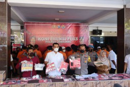 Polres Lumajang Bekuk 33 Tersangka Pengedar dan Pengguna Aktif Okerbaya