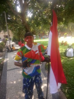 Suyono, Warga Jawa Tengah Datang Ke Kediri Hanya Untuk Ikuti Lomba Jalan Cepat