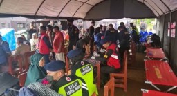 Tim Medis Polri Bantu Pengobatan Pengungsi Gempa Cianjur