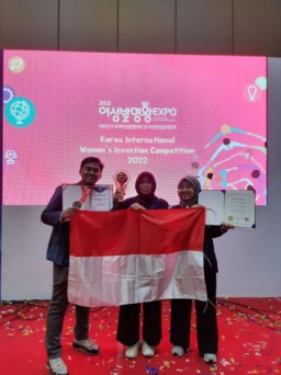 Tim UNAIR Borong 2 Penghargaan di Ajang Korea International Womens Invention Exposition 2022