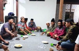 Masyarakat Desa Banyumas dan Tomas Minta Kapolres Sampang Lakukan Tes Urine Oknum LSM Sahidi