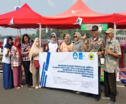 ITS dan Ubhara Berikan Edukasi Peningkatan Ekonomi Nelayan Kenjeran