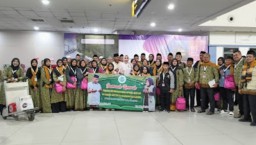 H Rahmat Muhajirin dan Hj Mimik Idayana Beri Hadiah Umroh Gratis Pada 20 Orang Penghafal Al Quran