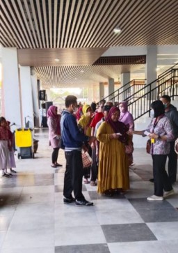 Dongkrak Pengunjung Pasar Wisata, Pemkab Bojonegoro Bagikan Ribuan Voucher Gratis