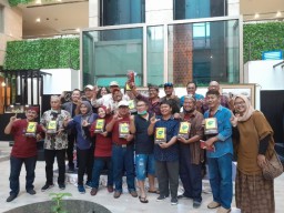 Ada Atraksi Kidungan dan Lantunan Tembang Jawa di Acara Soft Launching Antologi Puisi Karya Warumas