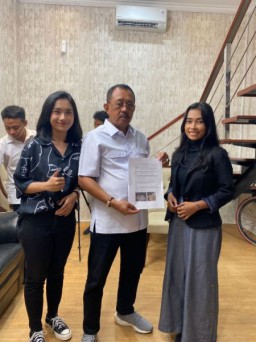 Aktivis Hewan Minta Stop Pembuangan Kucing di Bawah Tol Waru