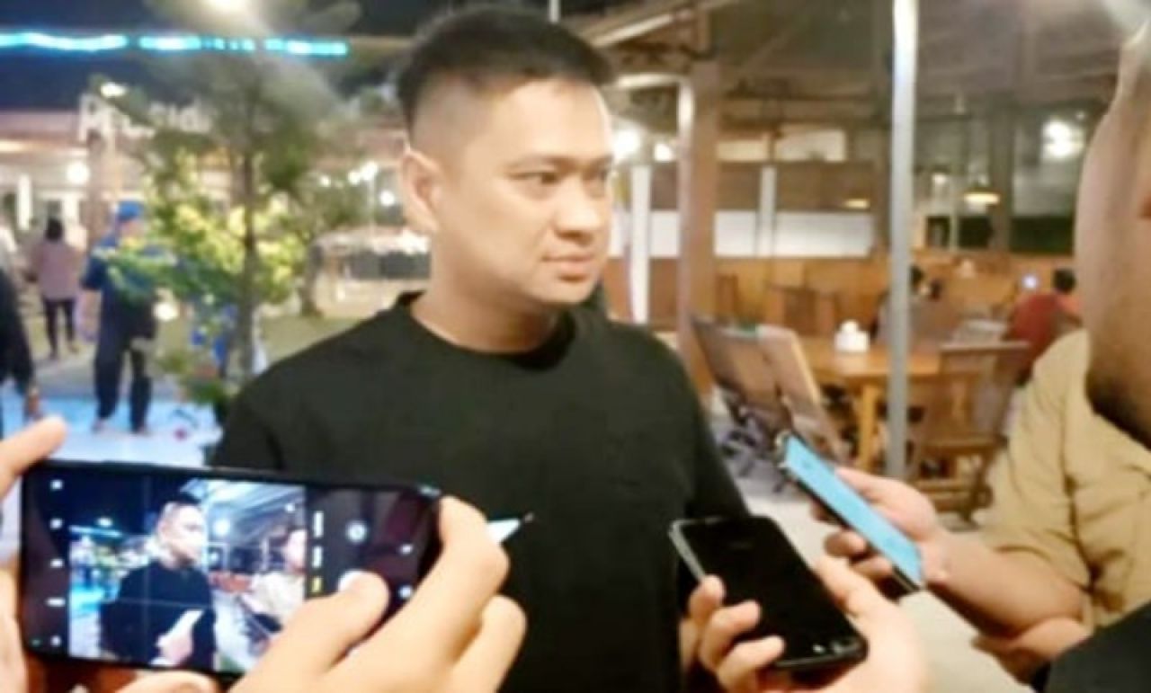 Tomi Gandhi Sasongko, usai acara halal bihalal dengan insan pers. Tomi yang juga pengusaha sukses asal kota Blitar ini siap maju Pilkada Blitar 2024 dari Partai Gerindra. (Ist)