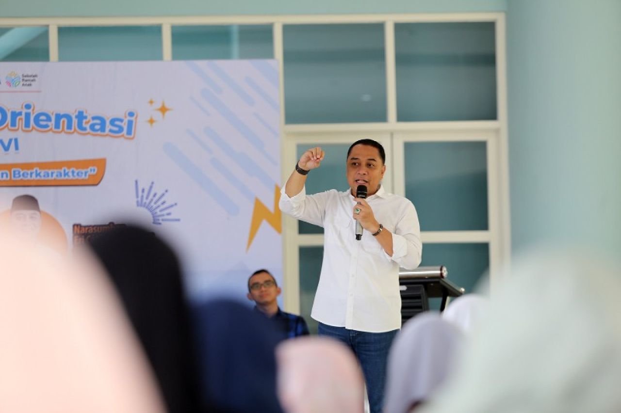 Wali Kota Eri Cahyadi jadi Motivator di SD Muhammadiyah 4 Surabaya. (Ist)