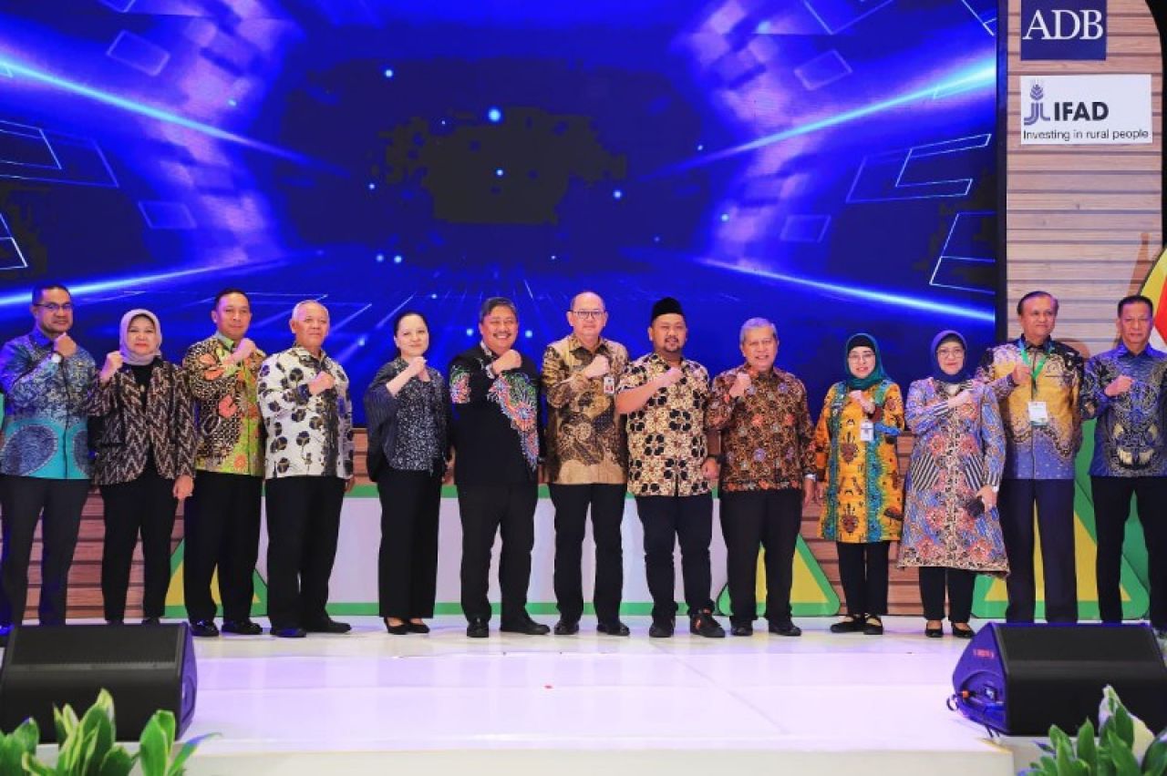 Kick Off Proyek HDDAP Kementan RI, Plh Gubernur Bobby Yakini Akan Tingkatkan Kesejahteraan Petani Hortikultura Jatim