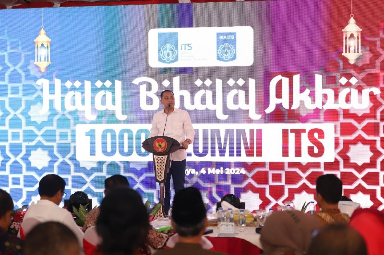 Wali Kota, Surabaya Eri Cahyadi menyampaikan sambutan saat halal bihalal. (Ist)