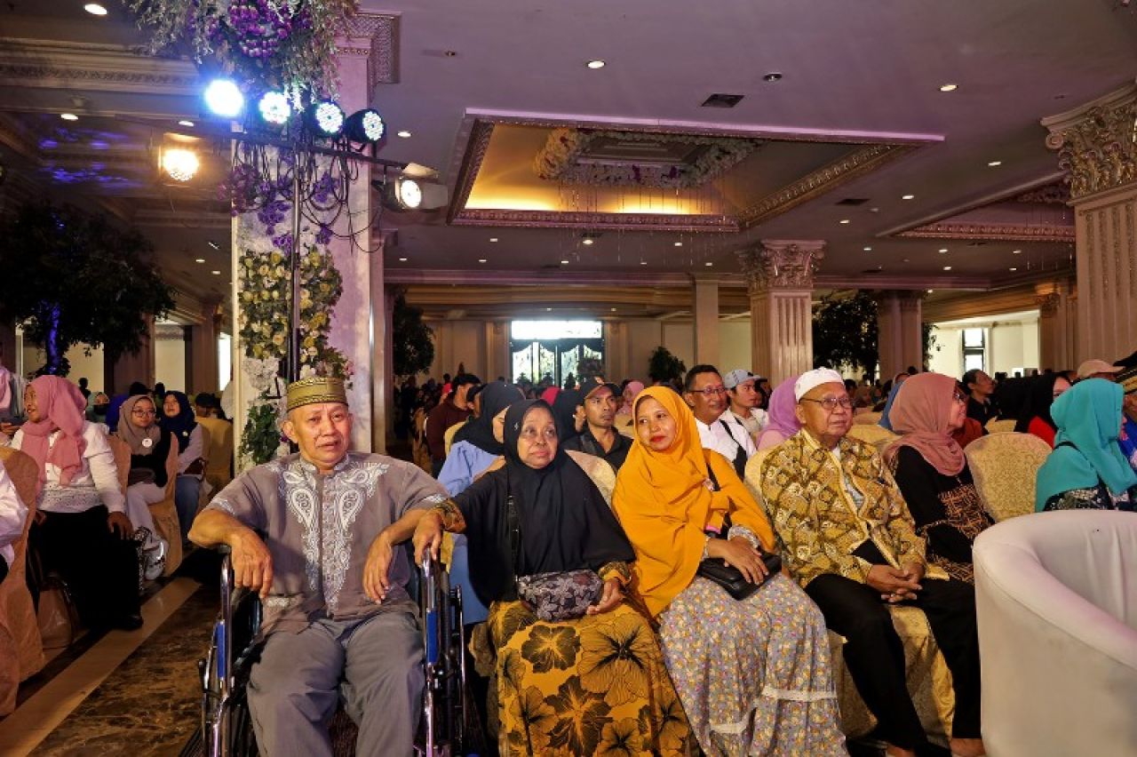 Sejumlah pasangan isbat nikah massal. (Ist)