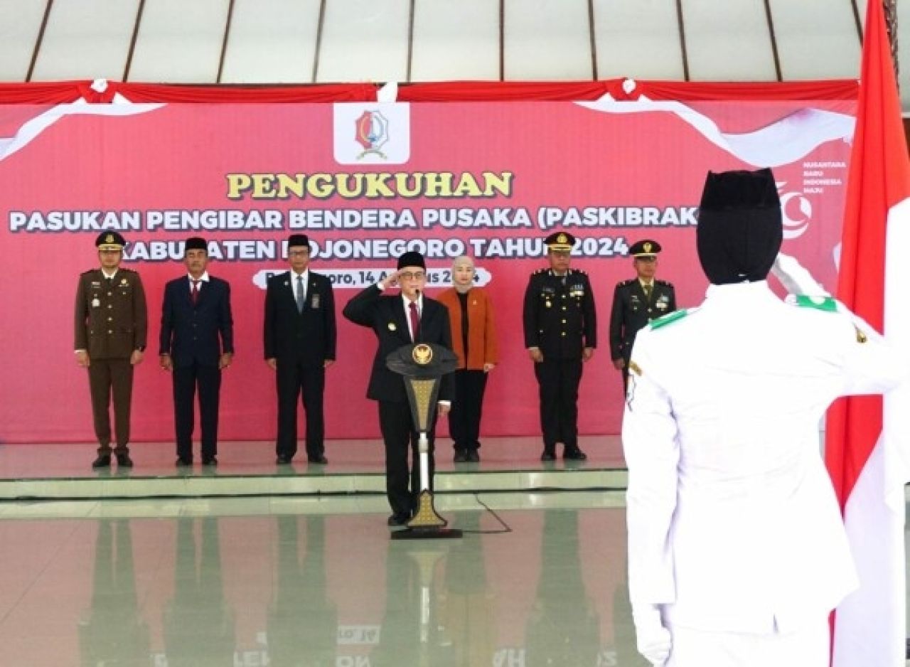 Paskibraka Bojonegoro Dikukuhkan Pj Bupati, Siap Kibarkan Sang Merah Putih. (Ist)