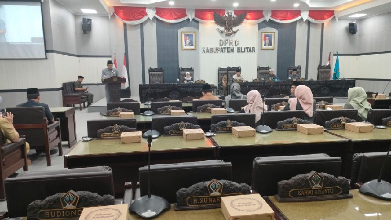 suasana rapat paripurna DPRD Kabupaten Blitar. (ist)