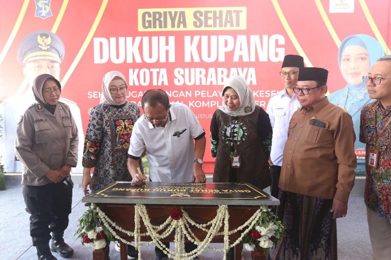 wakil waki Kota,Surabaya, Armuji meresmikan Griya Sehat. (ist)
