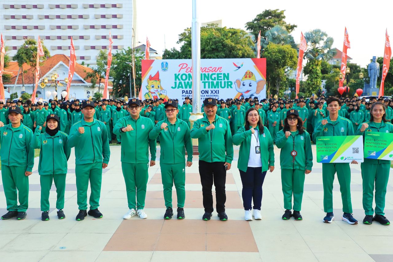 M Nabil Dampingi Pj Gubernur Adhy Lepas Atlet Jatim Menuju PON XXI Aceh-Sumut, Optimis Juara Umum