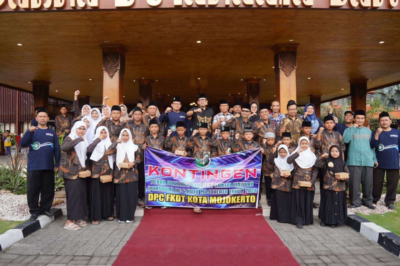 Lepas Kontingen Porsadin, Mas Pj : Santri Kota Mojokerto Harus Wani