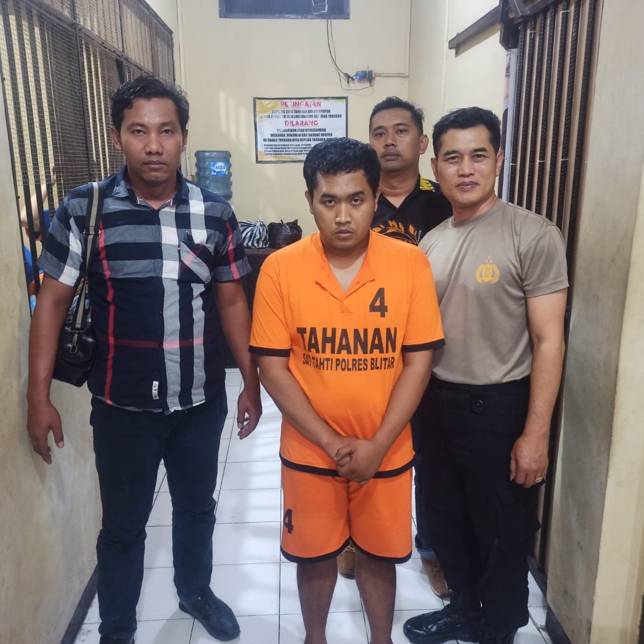 petugas Polres Blitar ungkaslp kasus pencurian dengan pemberatan. (ist