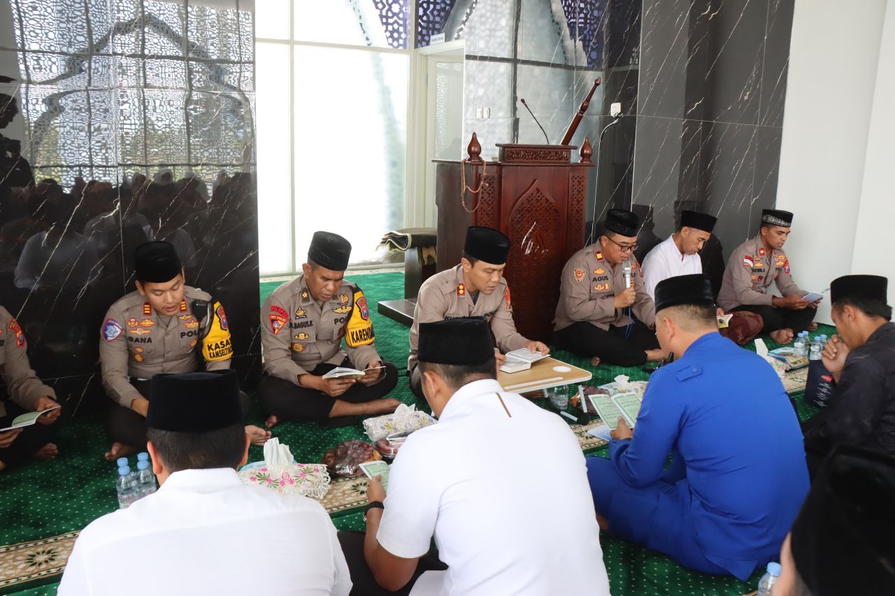 Polres Malang Gelar Doa Bersama Tragedi Kanjuruhan di Masjid Al Ajmi Satpas Prototype. (ist)