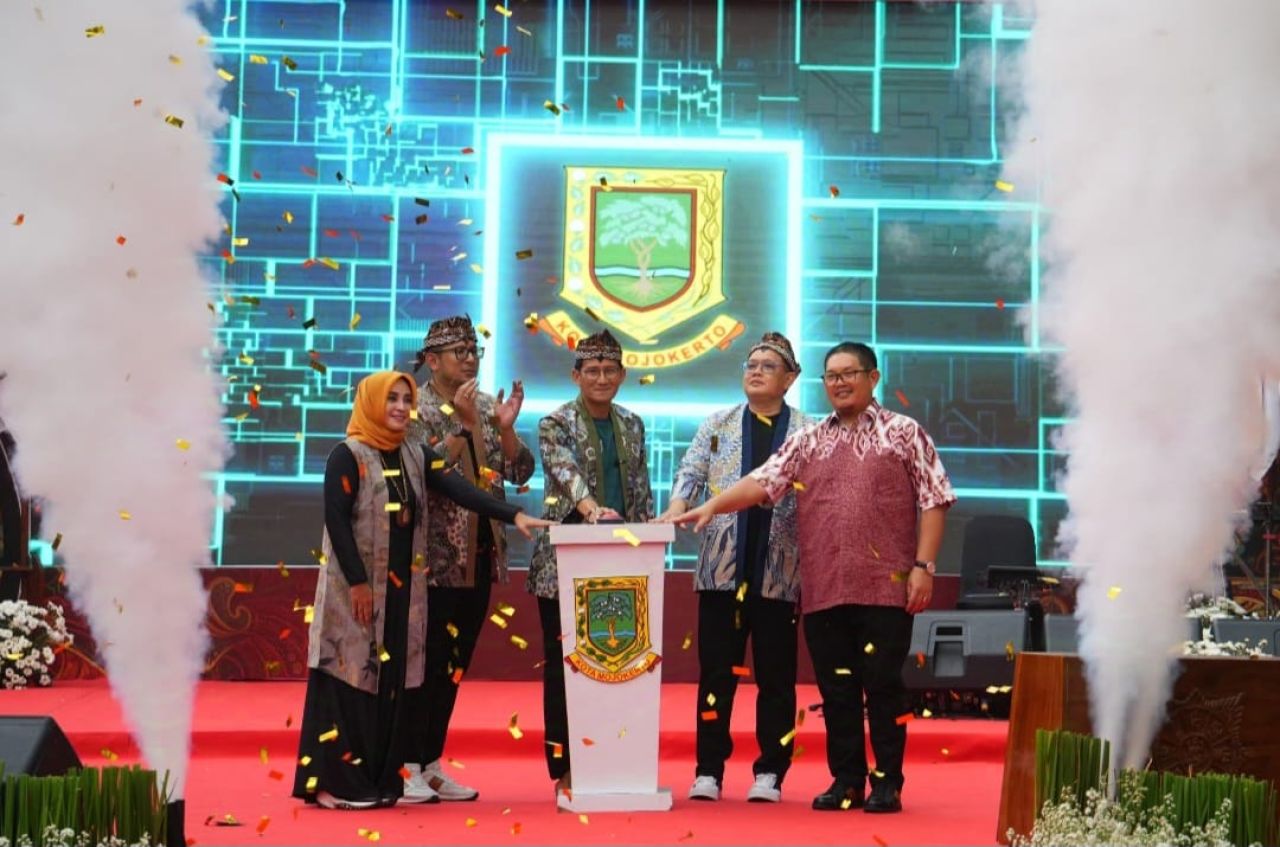 Peresmian sentra kuliner halal Skywalk, RPH dan RPU Halal. (ist)