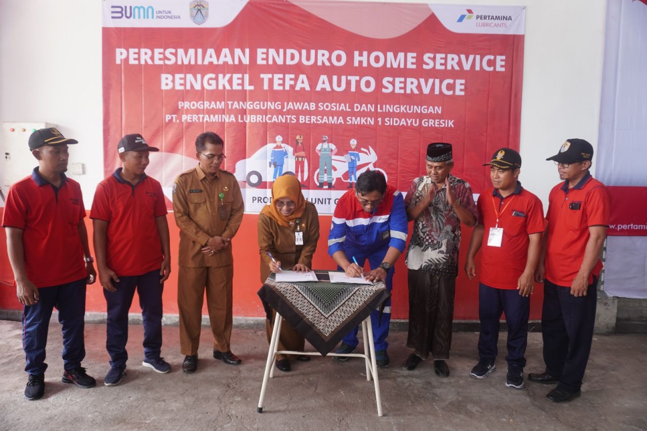 Penandatanganan kerja sama PT Pertamina Lubricants dan SMKN Sedayu. (ist)