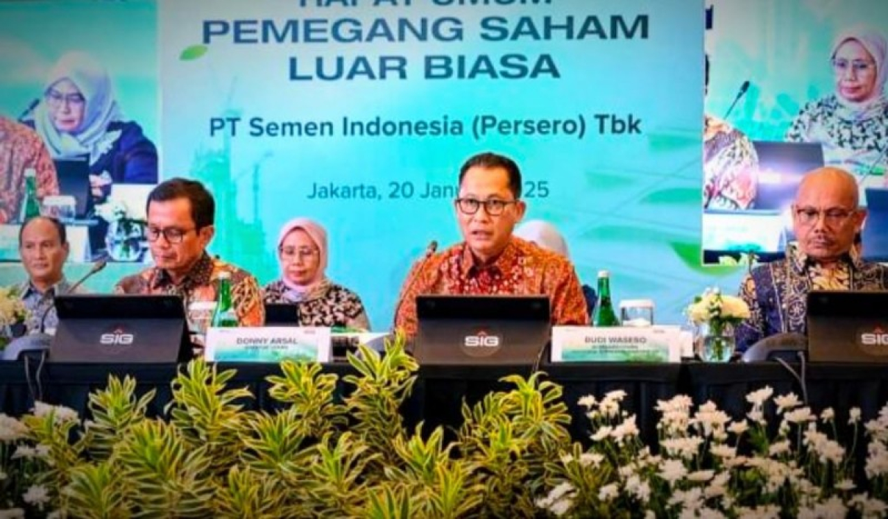 Komut Budi Waseso memimpin RUPSLB. (ist)