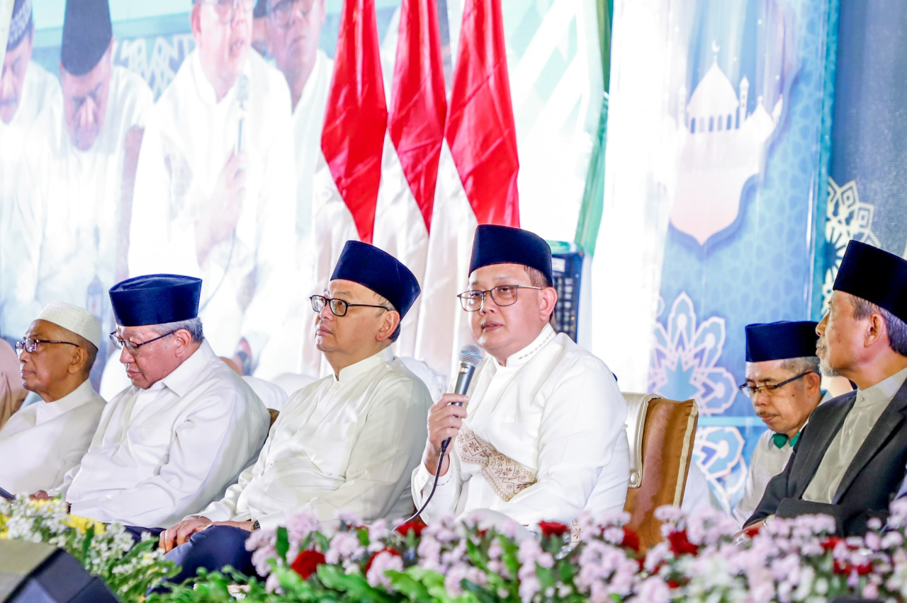 Pj Gubernur Adhy menyampaikan sambutan. (Ist)
