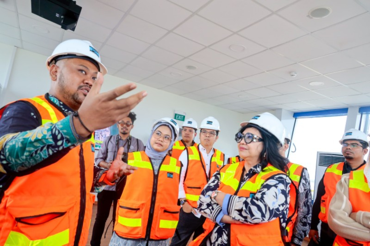 Anggota DPR RI Komisi VII dan Bupati Gresik kunjungi PT FI. (ist)