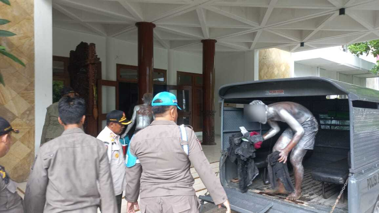 Operasi Penertiban Pengamen oleh Satpol PP Kabupaten Bojonegoro. (Ist)