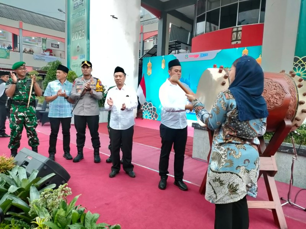 Wali Kota Blitar, Syauqul Muhibbin membuka Sae Ramadan Festival 2025. (ist)