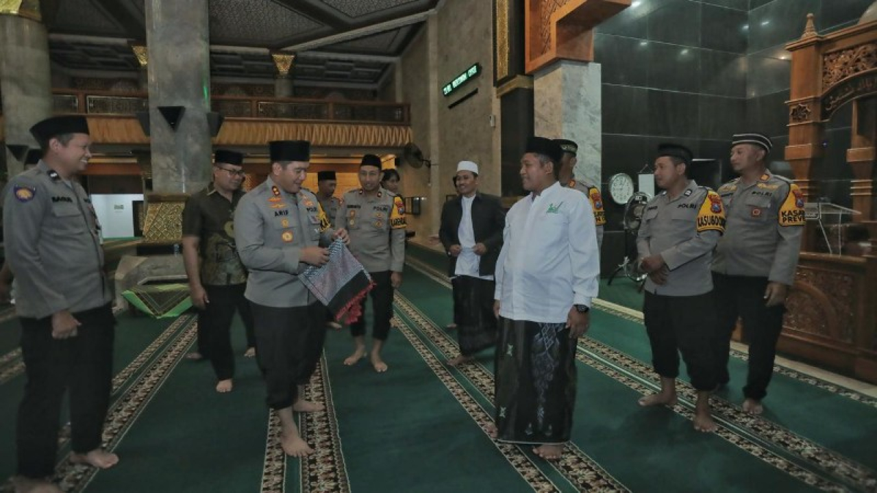 Taraweh Ramadhan keliling Kapolres Blitar Tegaskan Jaga Kamtibmas yang Kondusif Selama Ramadhan. (ist)