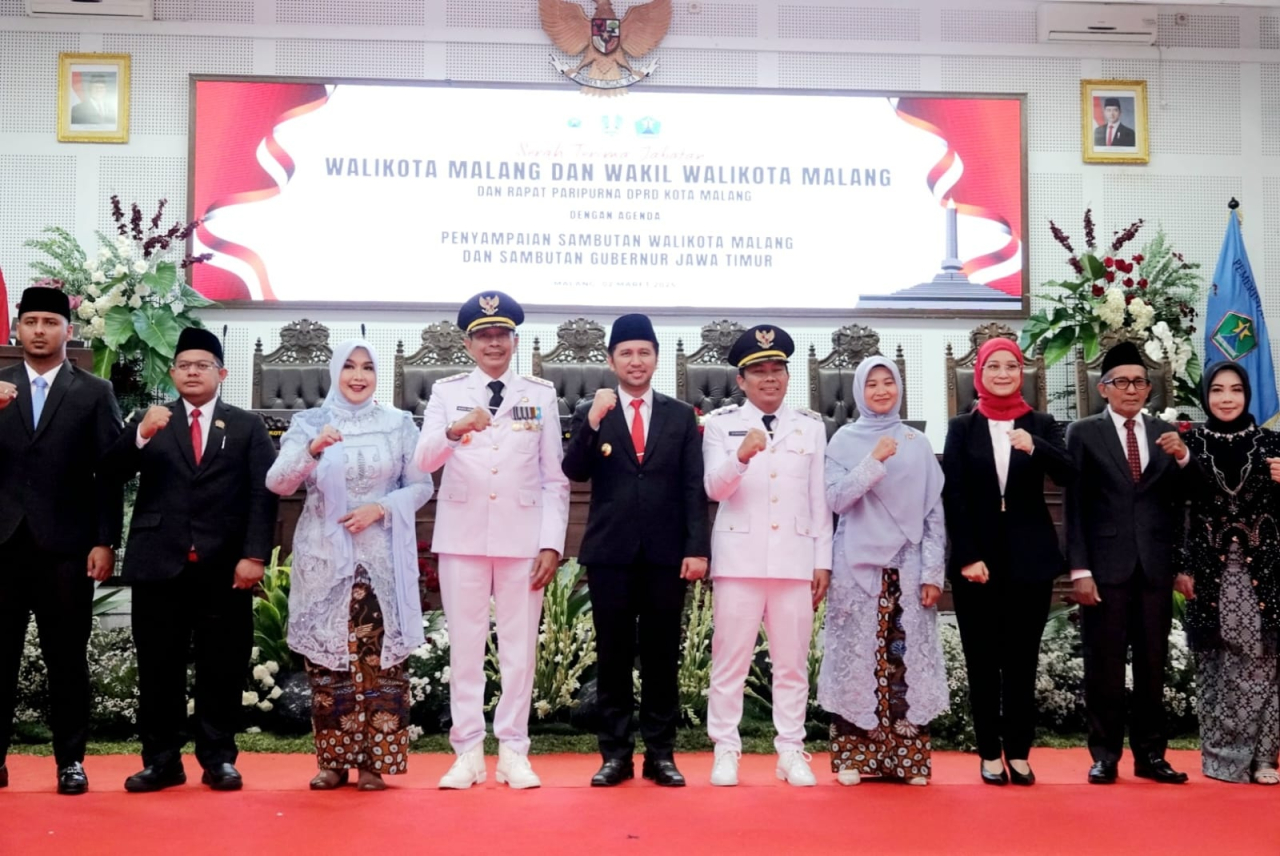 Wagub Emil saat menghadiri Serah Terima Jabatan (Sertijab) Walikota dan Wakil Walikota Madiun periode 2025–2030, di Kantor DPRD Kota Madiun. (Ist)