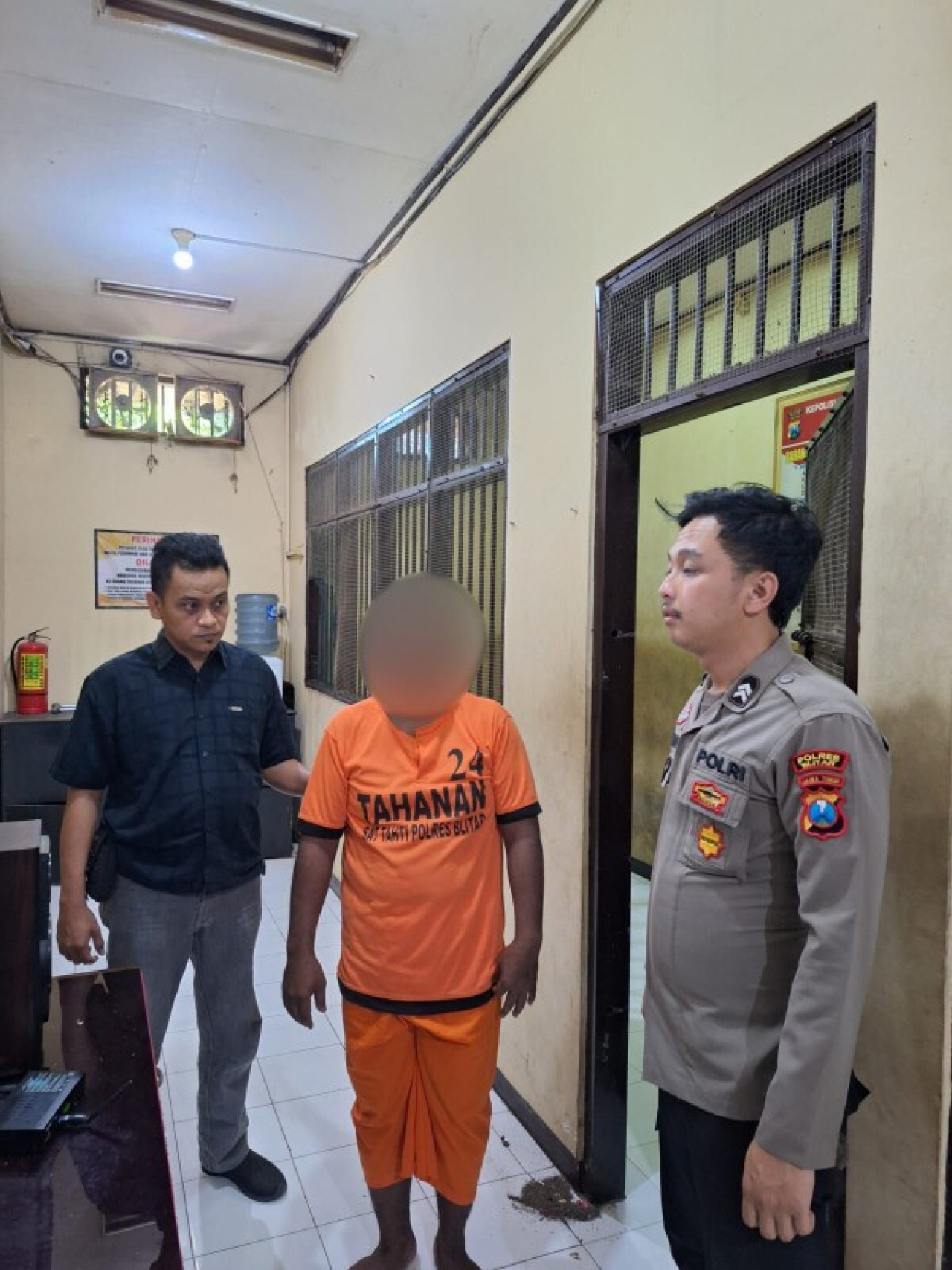 Kurang dari 2x24 Jam Polres Blitar Bekuk Buron Pembacok Mantan Istri