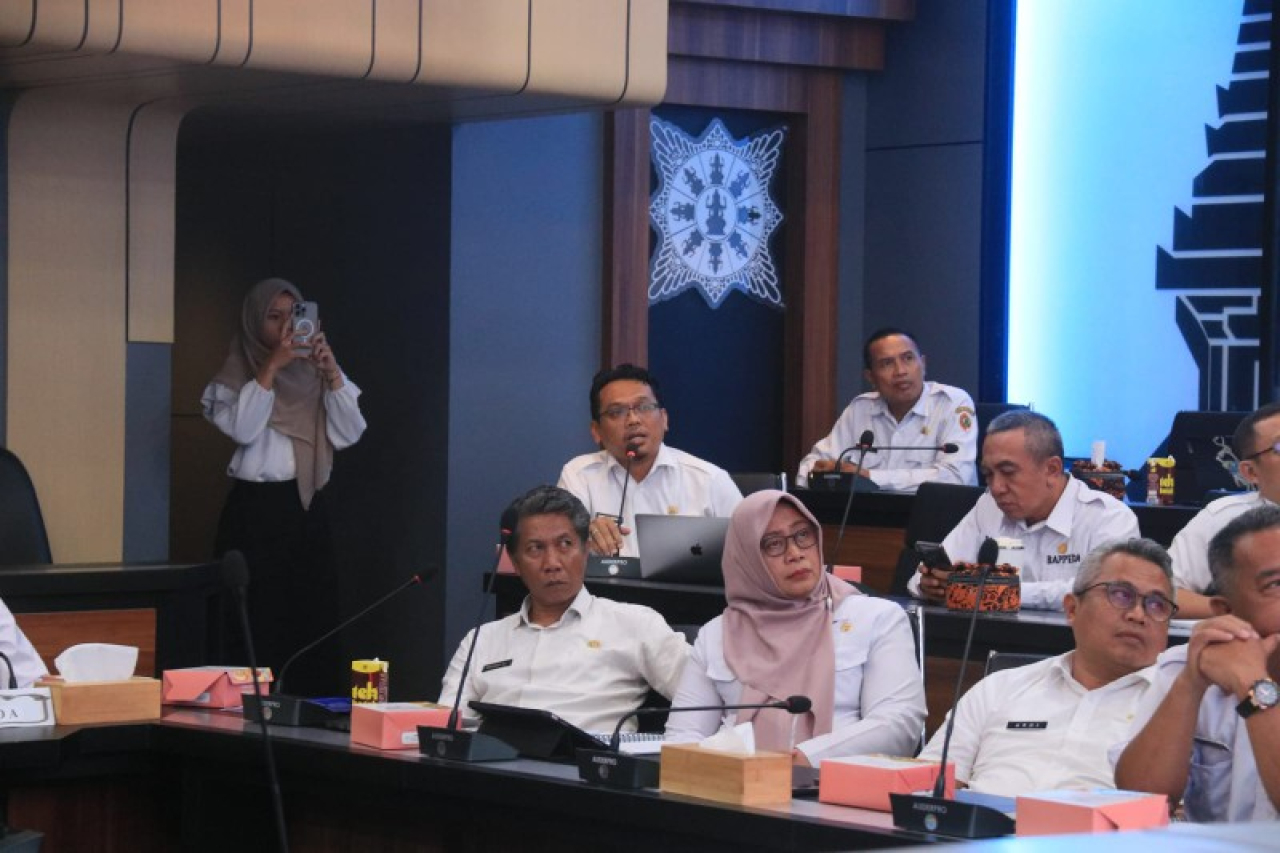 Para Kepala OPD mengikuti HLM Tim Koordinasi SPBE Kabupaten Mojokerto. (ist)