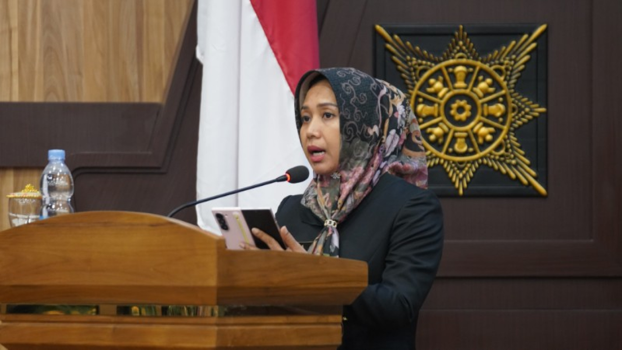 Wali Kota Mojokerto Sampaikan Penjelasan Raperda Pertanggungjawaban Pelaksanaan APBD 2024