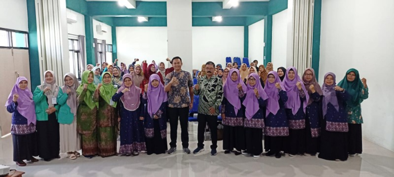 Pijar Nusantara dan Aisyiyah Kota Blitar Gelar Pelatihan Etika Jurnalistik bagi Perempuan di Era Digital