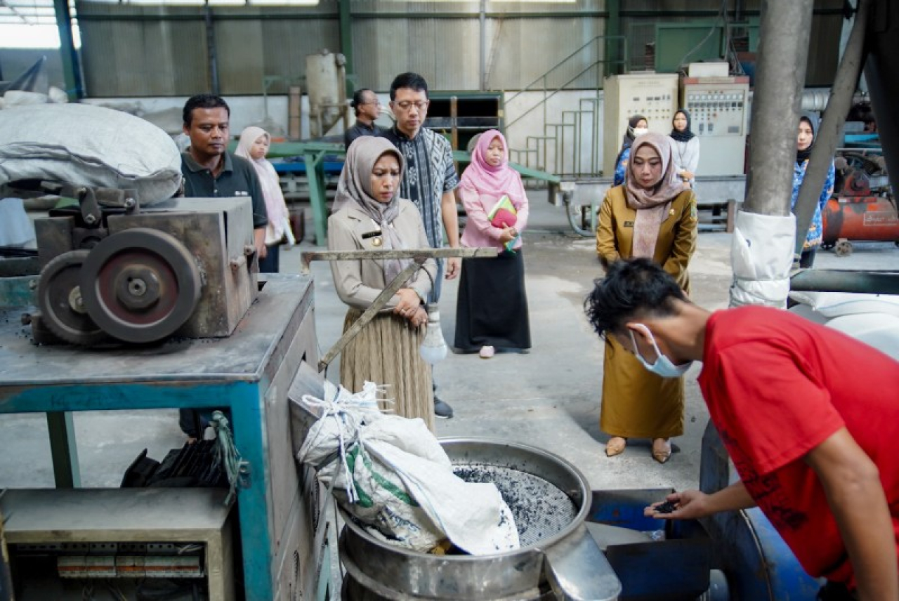 Ning Ita SAMBANG, Monitoring Sektor Industri Pemkot Mojokerto