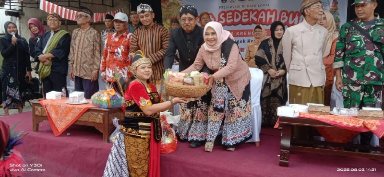 Sedekah Bumi Desa Krenceng,  Warisan Leluhur yang Terus Dilestarikan