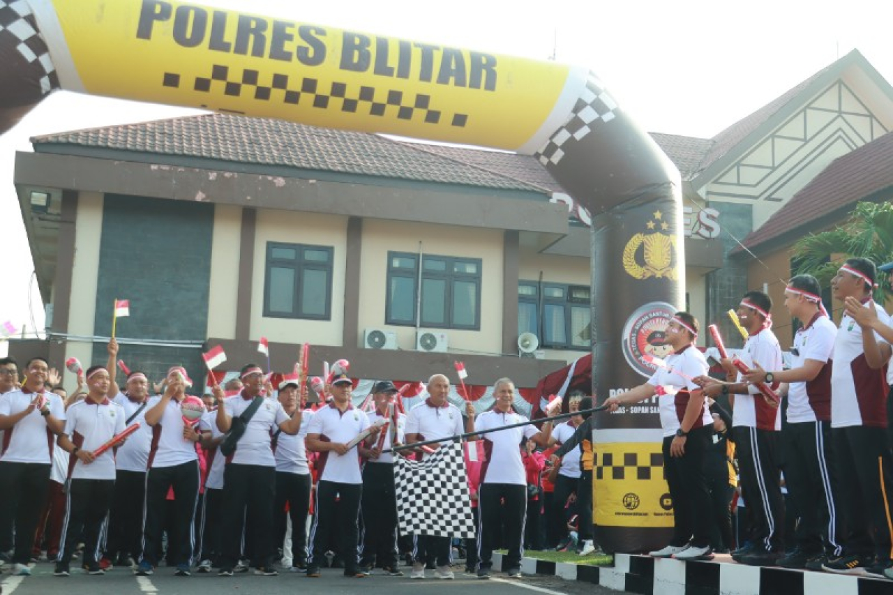 Pererat Soliditas, Polres Blitar Gelar Olahraga Bersama dalam Rangka HUT Kemerdekaan RI ke-80. (ist)